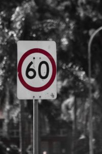 糖質制限とカロリー制限の違いを詳しく解説しますか？